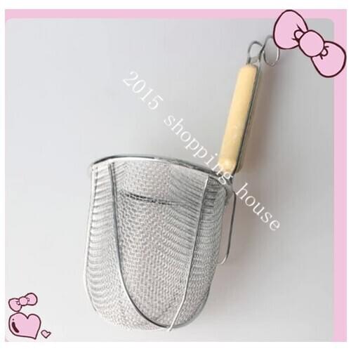 A01 Stainless steel powder leakage fence Laomian scoop colander net leakage noodles with wooden handle Colanders & Strainers