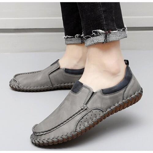 2021 Hot Sale Men Casual Upscale Men Loafers Fashion Genuine Leather Loafers for Men Summer Men Flat Driving Moccasins Loafers