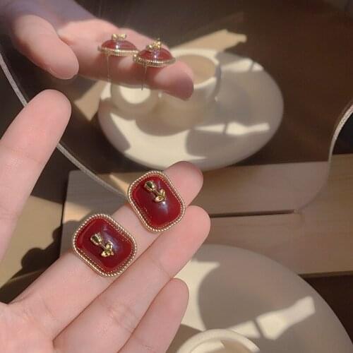 Huge Bud Vintage Enamel Square Earrings for Woman Baroque Geometric Flower Rose Pendant Stud Earring Party Fashion Jewelry Gifts