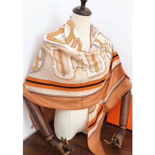 2019 new arrival autumn winter colorful 70% cashmere 30% silk triangle scarf 188*94 cm warm wrap shawl for women lady girl