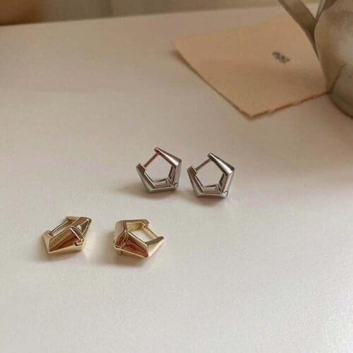 Origin Summer Minimalist Irregular Geometrical U Shape Hoop Earring for Women Trendy Gold Silver Color Metal Earring Jewelry