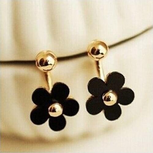 2019 New High Quality Cute Little Daisy Flowers After The Five-petal Flower Golden Ball Hanging Earrings for Women Jewelry Gift