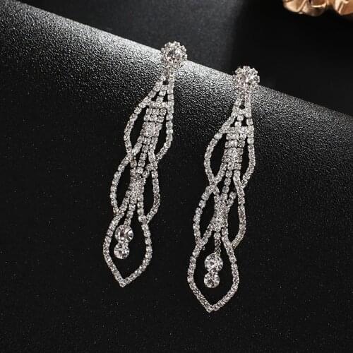 YFJEWE Fashion Metal Geometric Rhinestone Long Tassel Earrings Womens Creative Popular Dangle Earrings Party Accessories E755
