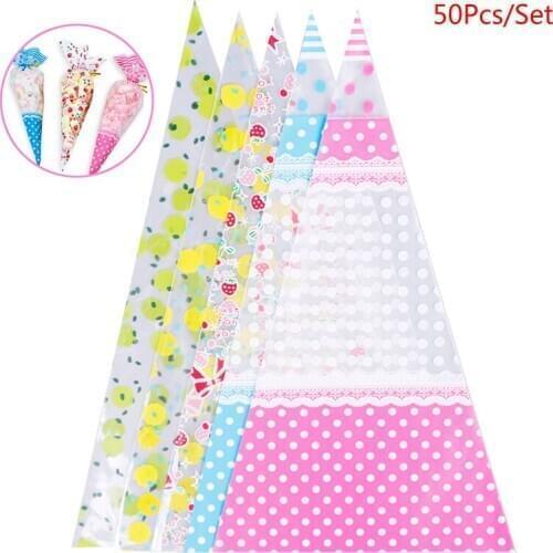 Hot！50PCS Christmas Transparent Package Cellophane Cone Sweet Candy Party Wedding Favor Gift Bags DIY Gifts