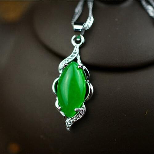 Natural Green Chalcedony Hand Carved Drop Pendant Fashion Jewelry Mens and Womens Agate Necklace Gift Accessories
