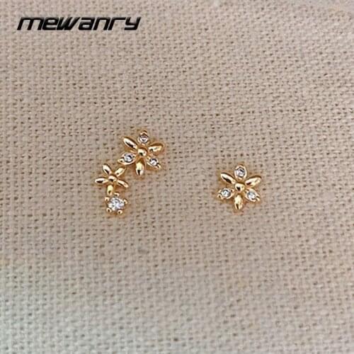 Mewanry Prevent Allergy 925 Sterling Silver Stud Earrings Fashion Creative Asymmetric Flower Bride Jewelry Party Gifts for Women
