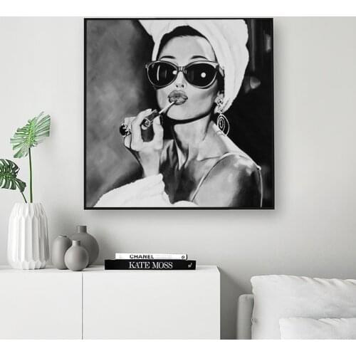 Black and White Photo Art Audrey Hepburn Canvas Painting For Living Room Salon Wall Decor Nordic Posters And Prints Wall Picture