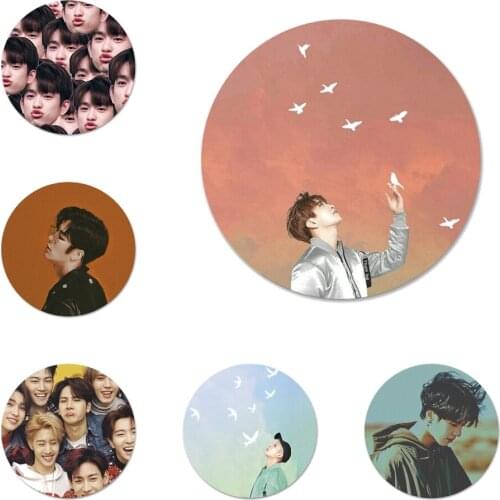 GOT7 Jackson JinYoung got 7 Icons Pins Badge Decoration Brooches Metal Badges For Backpack Decoration 58mm