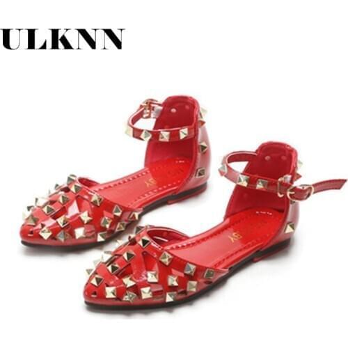 ULKNN Summer Girls Sandals 2020 New Fashion Rivet Breathable Princess Shoes For Children Soft Bottom Hollow Pointed Shoes