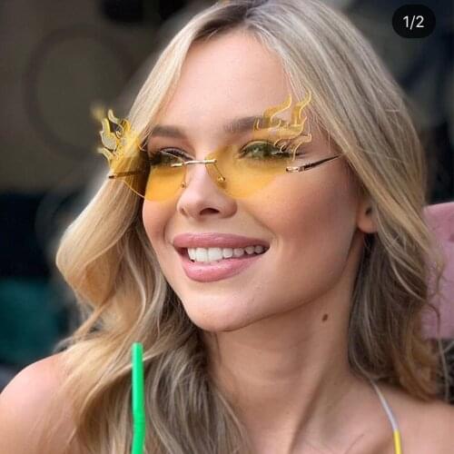 Holiday Yellow Flame Sunglasses Women Cat Eye Punk Sun Glasses Luxury Trend Irregular Eyeglasses Street Eyewear Party UV400