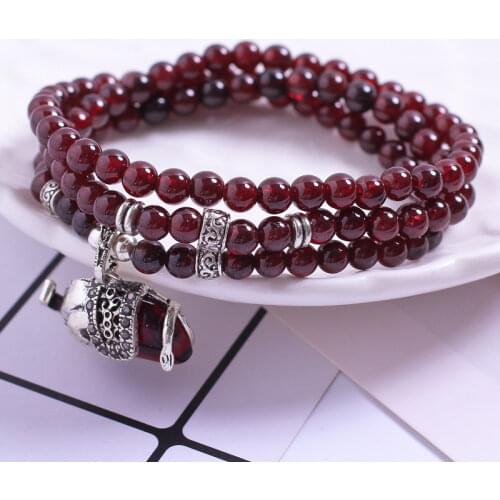 SYLAVKMJEWELRY Red Bracelets