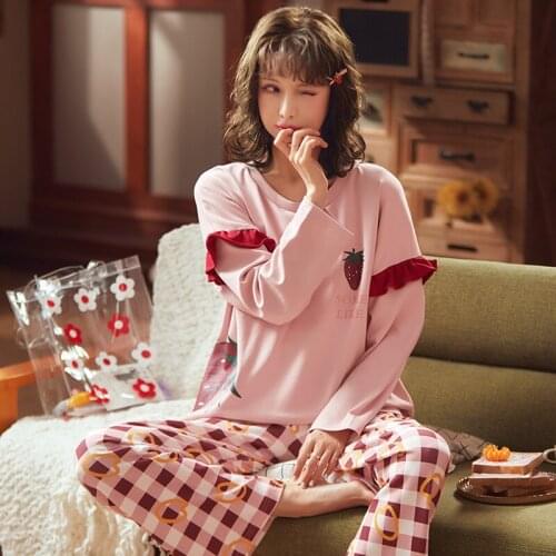 Spring And Autumn Cotton Soft Waxy Comfortable And Skin Full Sleeve Cartoon Strawberry Sweet Leisurewear Can Wear Homewear Suit