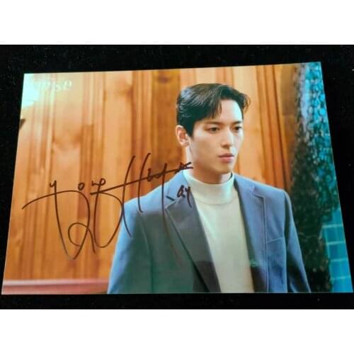 Hand signed Sell Your Haunted House Jung Yong Hwa autographed photo 5*7 autographs K-POP 042021