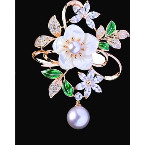 Vintage Gold Plated Dangle Pearl Flower Brooches Pins Shell Crystal Enamel Pin Wedding Jewelry Gift Embellishment Clothes broce