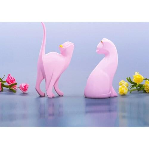 Cute Pink Cat Toys Art Crafts Resin Figurine Home Office Desktop Decoration Ornament Wedding Decoration Pet Sculpture Gift