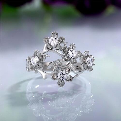 Vintage Silver Color Plum Flower Crystal Ladies Ring Simple Engagement Ring Accessories Fine Jewelry Gifts