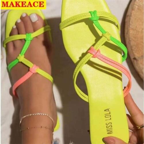 Womens Slippers Fashion Patchwork Color Woven Leather Open Toe Sandals New Summer 2021 Flat Comfortable Beach Flip-flops