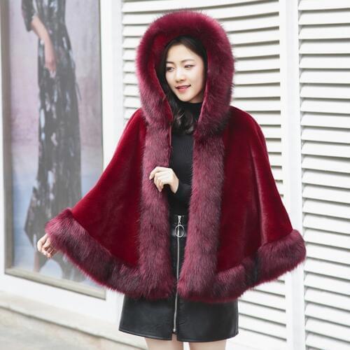 New Winter Women Short Cloak Coat New Warm Thick Feather Faux Fox Fur Coats Female Hooded Amice Jacket Sleeveless Outwear AB1633