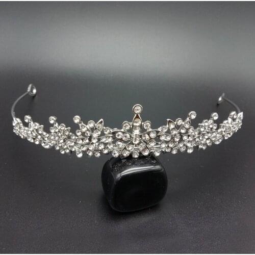 New Trendy Hairwear Bride Pearl Crown Headband Crystal Hair Accessory Alloy Rhinestone Princess Birthday Crown Wedding Headwear