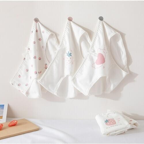Cotton Comfortable Breathable Panties For women Japanese Strawberry White Cute Cartoon Student Low Waist Briefs Wholesale