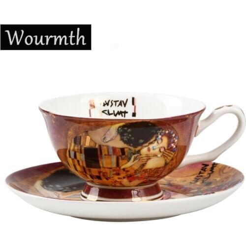 Tea Cups and Saucer Luxury British Bone China Coffee Cup Ceramic 220ml Black Tea cup Porcelain Gift Creative Oil Painting Mugs