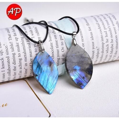 Natural blue light Elongated Stone Rock Pendant Necklace Random gray moonlight Gemstone Healing quartz for gifts
