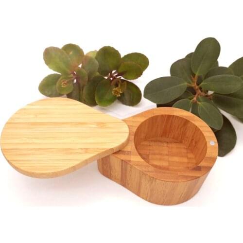 Pear-Shaped Bamboo Spice Box with Magnetic Rotating Lid 1PC