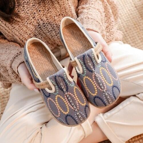 2021 New Embroidered Cloth Shoes, Color Matching Linen Shoes, Casual, Comfortable and Breathable Single Shoes Women Shoes