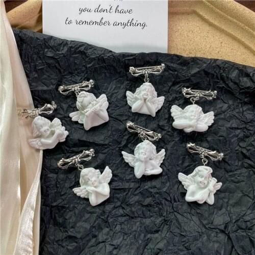 Vintage Classic Cute Angel Pendant Brooches For Women Girls Retro Baroque Style Baby Lapel Badge Pins Bag Clothes Jewelry Gifts