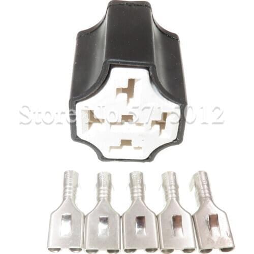 5 Hole Automotive Ceramic Relay Holder Seat High Temperature Relay Connector With Pins