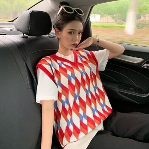 Women Sleeveless Pullover 2020 Autumn Korean Style Vintage Colorful Argyle Plaid V Neck Knitted Sweater Vest Red Waistcoat T377