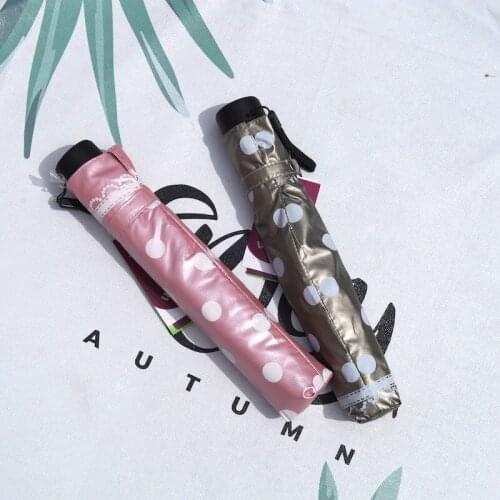 Three folding umbrella arched black coating large dots women sunscreen umbrella sunny rainy umbrella windproof strong umbrella