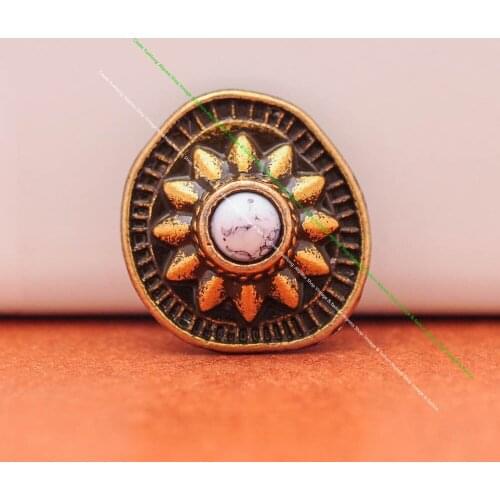 10Pcs 19*18mm Vintage Brass White Bead Irregular Sun Flower Conchos for DIY Leathercraft Wallet Purse Leather Bag Belt