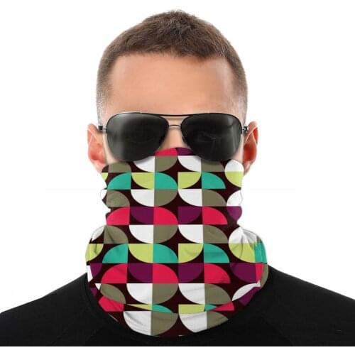 Green Red Quarter Circles Scarves Neck Face Mask Men Women Halloween Tube Scarf Bandana Multi-functional Headwear Biking Hiking