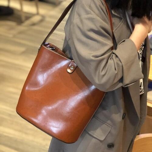 Han Edition Cowhide Leather Contracted Joker Bucket Retro High Quality Shoulder Bags Luxury Handbags Women Bucket Bag