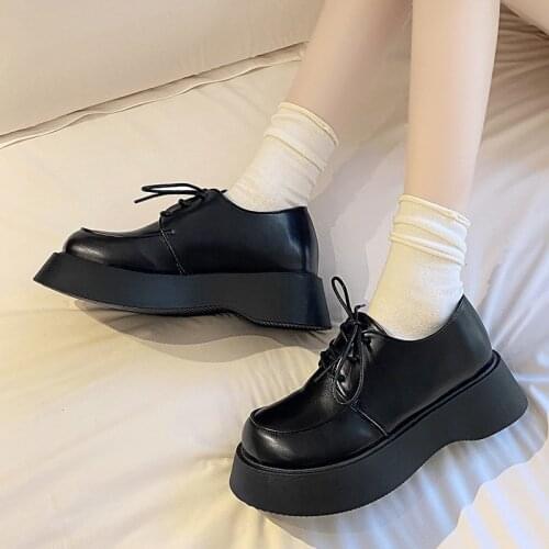 2021 Vintage Round Toe Patent Leather Shoes Women Thick Bottom Lace Up Mary Jane Shoes Woman British Style Casual Shoes Ladies