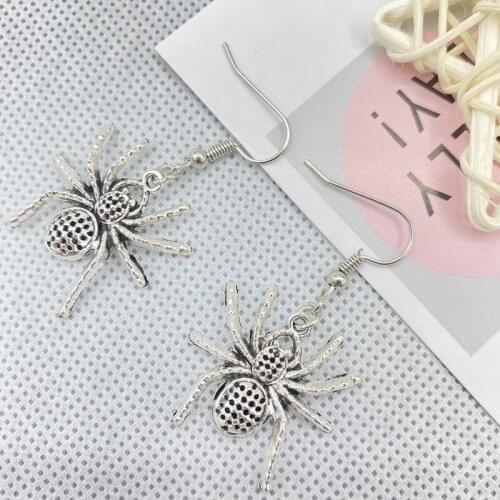 New fashion beautiful alloy earrings gift silver spider earrings ladies earrings