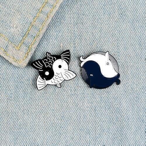 Cartoon Fun Black and White Animal Tai Chi Fish Whale Shark Enamel Brooch Alloy Badge Denim Clothes Bag Pin Punk Woman Jewelry