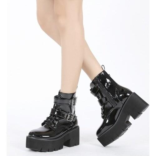 Gothic Platform Boots Women Chunky Heel Pin Buckle Black Ankle Boots Femme Punk Style Zippe Spring and Autumn Woman Boots