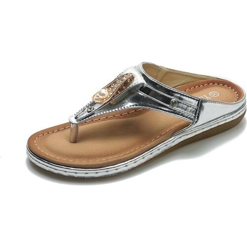 2019 Large Size Sandals Fashion Water Drilling Smooth Surface Sandals Toe Leisure Beach Sandals For Women