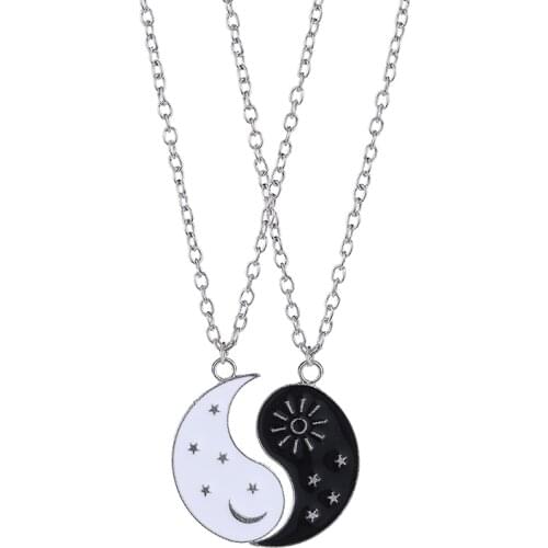 New Hot Selling Yin And Yang Stitching Sun Moon Alloy Two Petals Pisces Couple Pendant Necklace Fashion Jewelry Accessories Gift