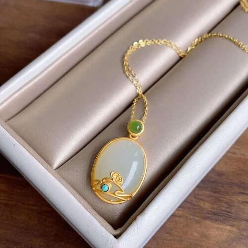 Natural Hetian Jade Egg Surface Pendant Womens a Little Retro Necklace Palace Style Simple New Chinese Style Chinese Style
