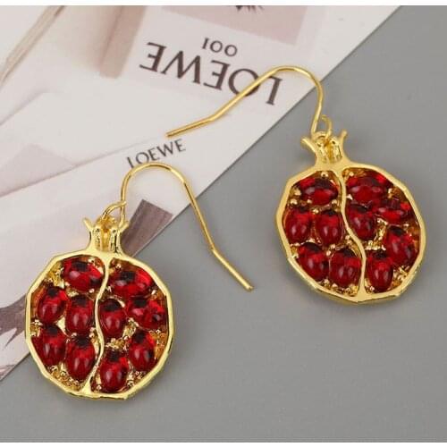 Realistic Fruit Fresh Red Pomegranate Drop Earrings Personality Golden Garnet Crystal Red Stone Earrings Female Jewelry