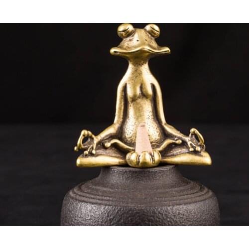 Retro Brass Cone Stick Incense Holder Meditation Frog Animal Backflow Incense Burner Holder Plate for Zen Garden Home Decoration