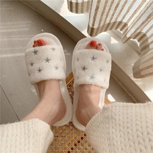 Fuzzy House Slippers For Women Girls Fur Slides Winter Warm Womens Indoor Slippers Cute Heart Print Soft Bedroom Home Shoes