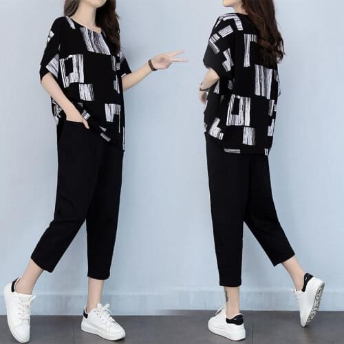 2021 Summer Plus Size 5XL Set Women Short Sleeve Fashion Printed Tops and Pants Suits Casual 2 Piece Sets Womens Outfits Y179