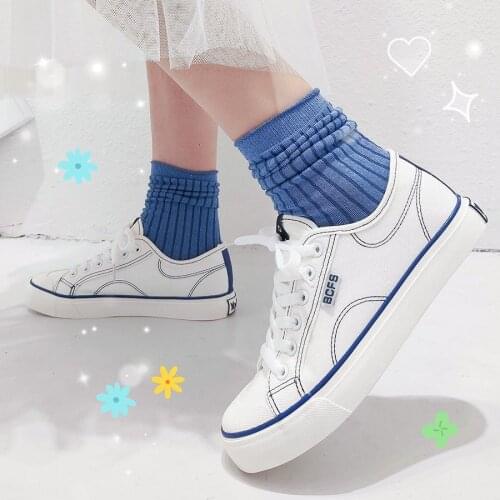 Canvas Shoes Autumn 2021 Fashion Casual Sneakers Low-Cut Lace-Up Woman Flats Shoes for Women Loafers Shoes Little White Shoes