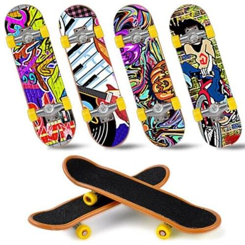 1PC Random Fingerboard Mini Finger Skateboard Plastic Finger Skate Scooter Throwbacks Original Boys Mini Skateboard Toy Birthday