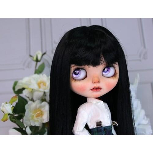 Blythes doll wig fits with the fashionable 1/6size of the new Fuji Black Hair Straight Wigs with fringe and imitation human hair