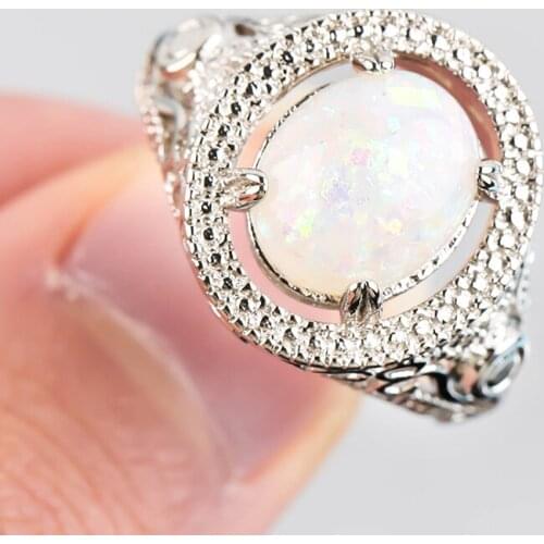 Classic Silver Plated Wedding Engagement Rings for Women Fashion Oval Moonstone Ring Female Jewelry Anniversary Gift Wholesale